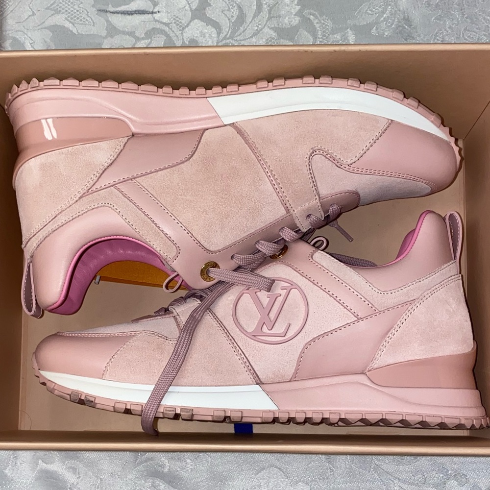 Louis Vuitton Women’s Runaway Sneaker SS21 Pink